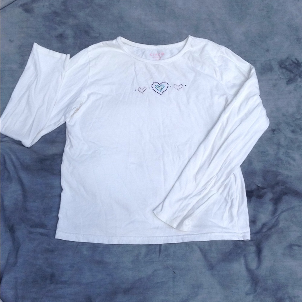 "Circo" white long sleeve with three beaded hearts